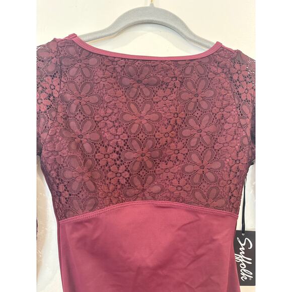 NWT Suffolk Embroidered Mesh 3/4 Sleeve Leotard Merlot M - Picture 2 of 8
